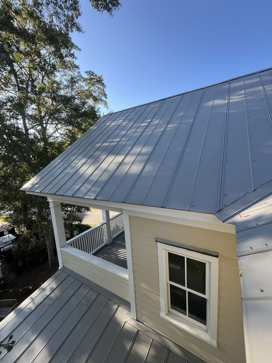 Silver metal roof on a Lowcountry cottage
